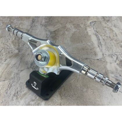 Don't Trip Molly Trucks (set of 2) 162-180mm Axle