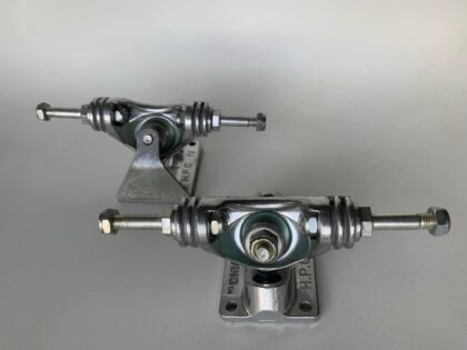 GULLWING HPG IV 1970's Skateboard Trucks - Silver/Chrome